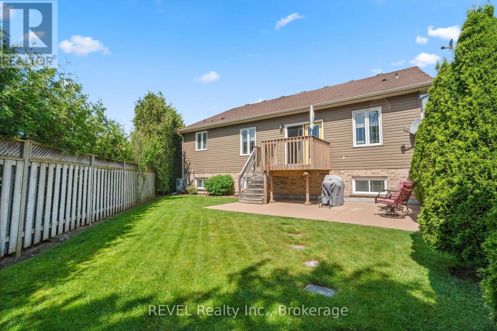 8028 Booth Street, Niagara Falls (Ascot), Ontario  L2H 1E8 - Photo 39 - X12485633