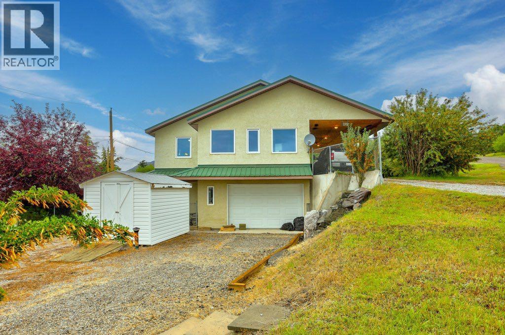 20725 23 Avenue, Bellevue, Alberta