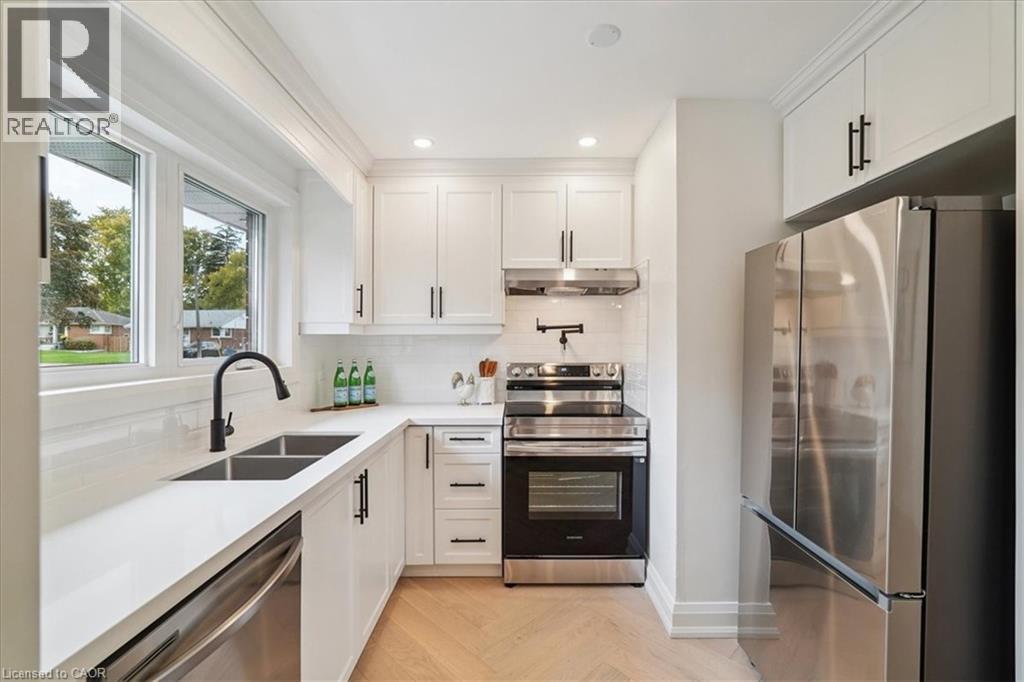 1391 Mountain Grove Avenue, Burlington, Ontario  L7P 2H1 - Photo 8 - 40777979