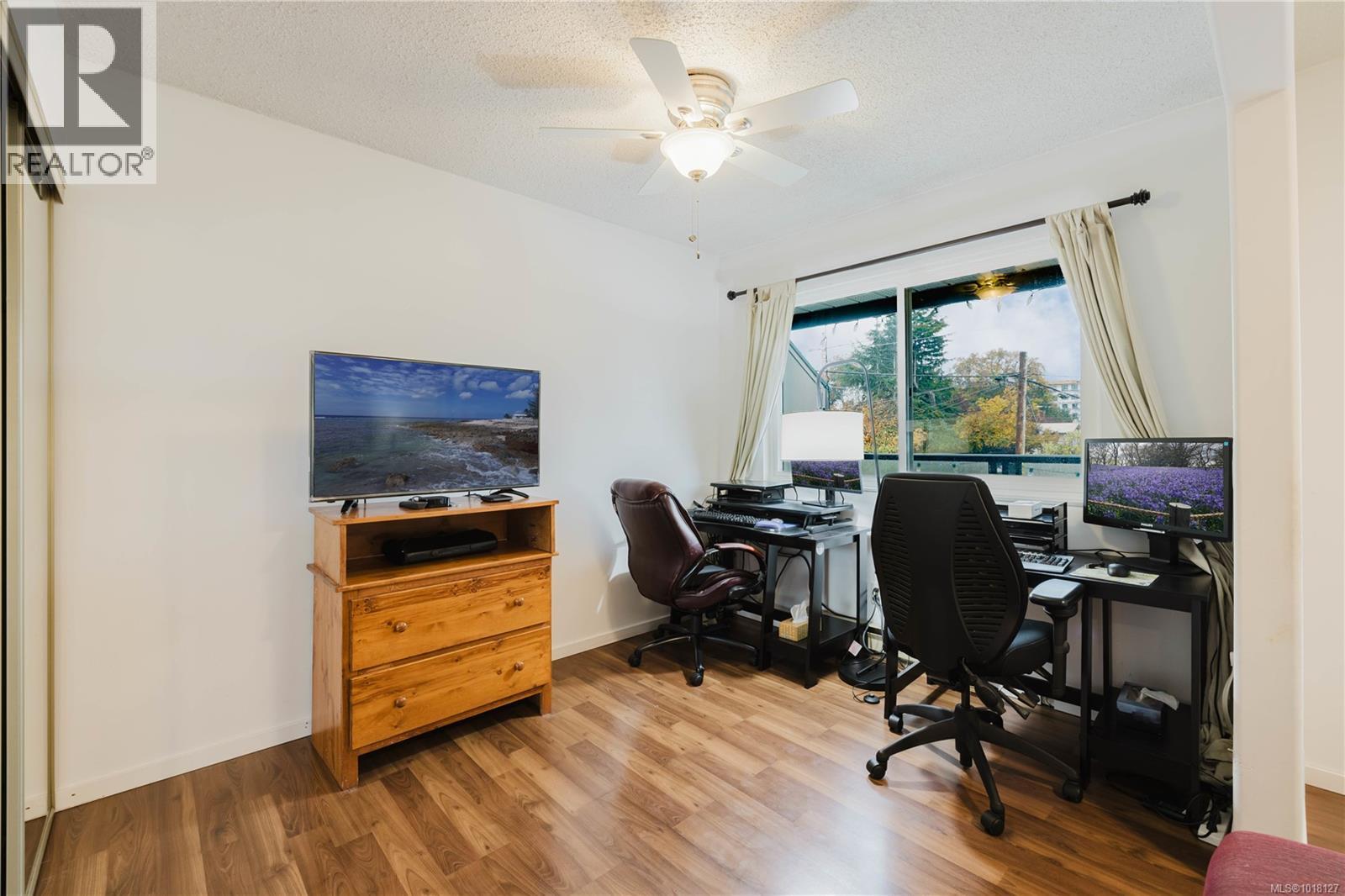 3 740 Wilson St, Victoria, British Columbia  V9A 3H2 - Photo 14 - 1018127