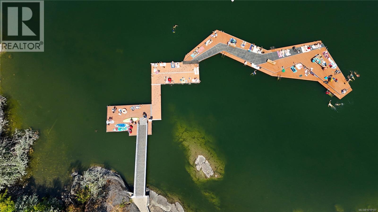 3 740 Wilson St, Victoria, British Columbia  V9A 3H2 - Photo 27 - 1018127