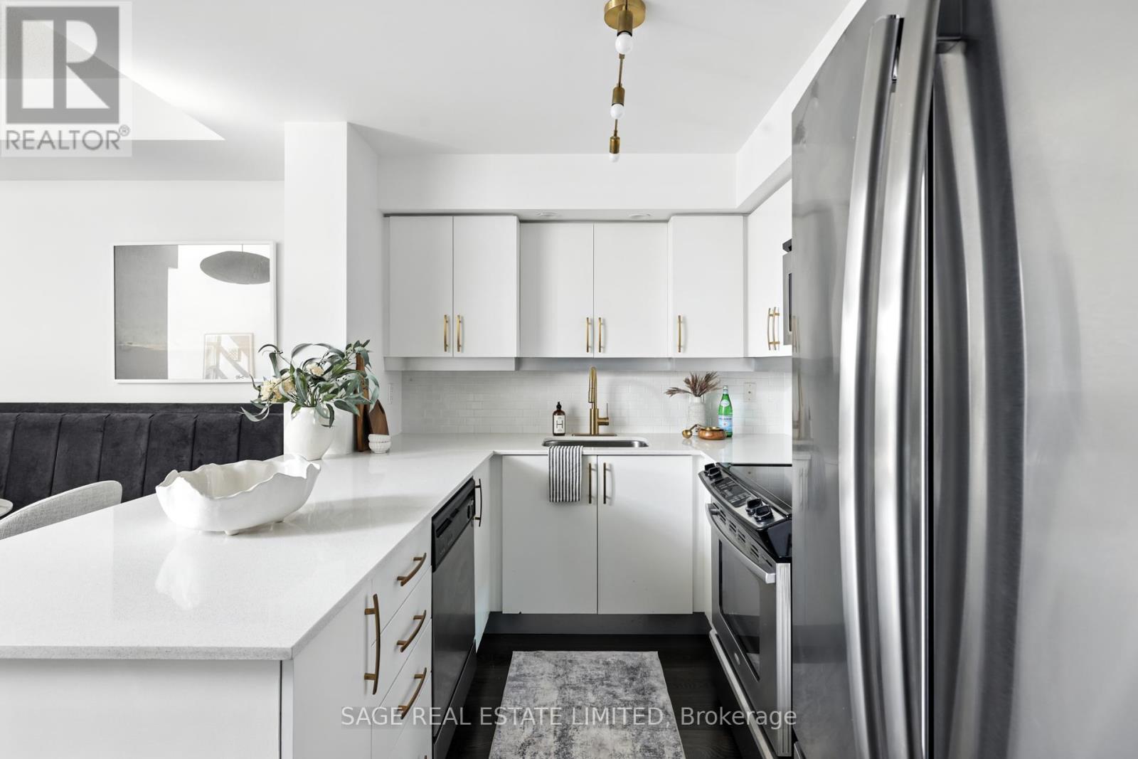 Th5 - 6 Pirandello Street, Toronto, Ontario  M6K 0B1 - Photo 10 - C12485551