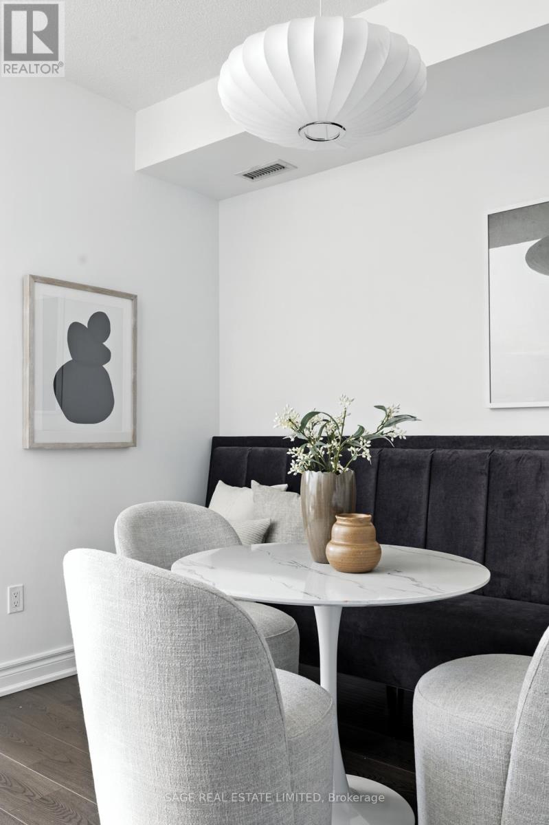 Th5 - 6 Pirandello Street, Toronto, Ontario  M6K 0B1 - Photo 12 - C12485551