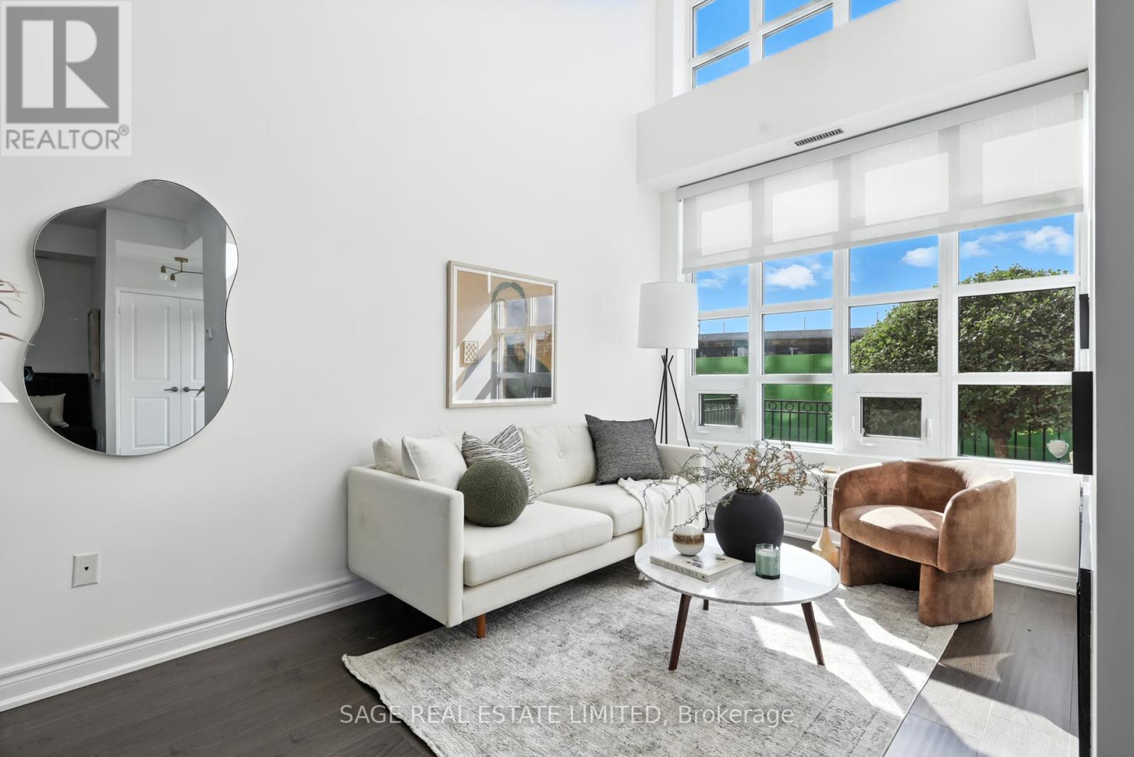 Th5 - 6 Pirandello Street, Toronto, Ontario  M6K 0B1 - Photo 2 - C12485551