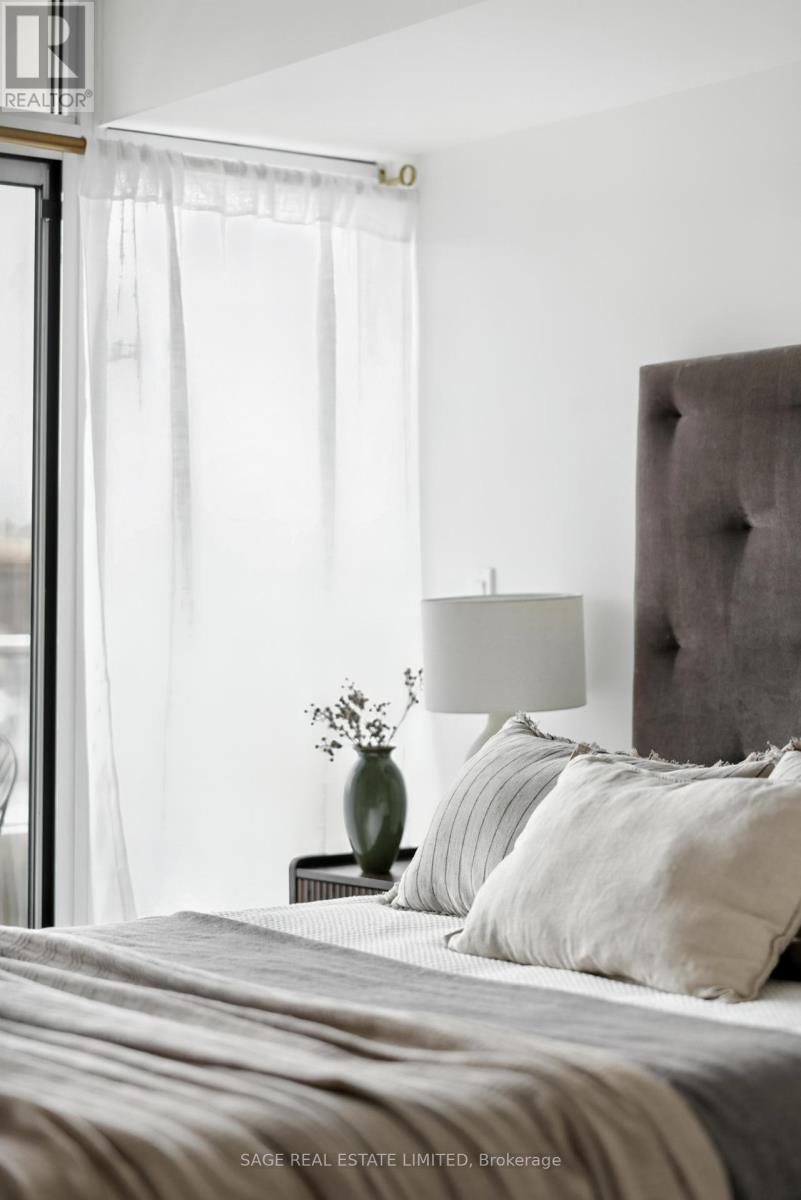 Th5 - 6 Pirandello Street, Toronto, Ontario  M6K 0B1 - Photo 29 - C12485551