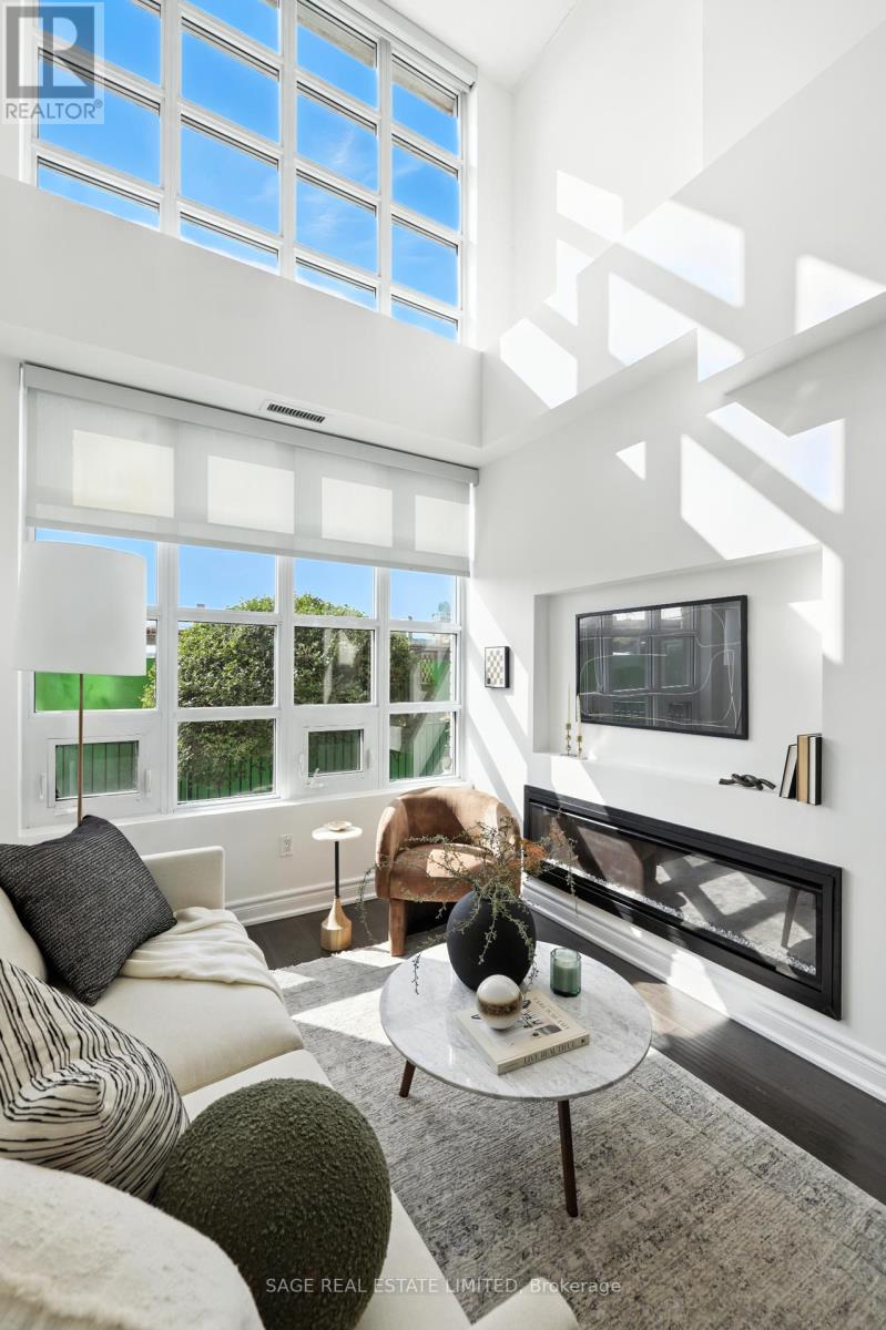 Th5 - 6 Pirandello Street, Toronto, Ontario  M6K 0B1 - Photo 4 - C12485551