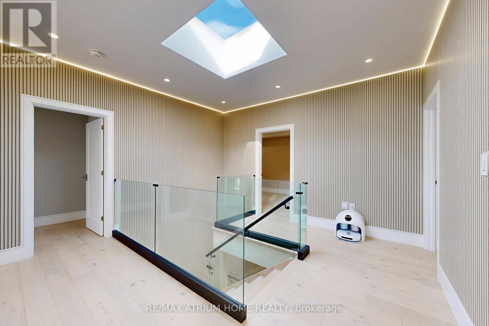 111 Banstock Drive, Toronto, Ontario  M2K 2H7 - Photo 22 - C12485562