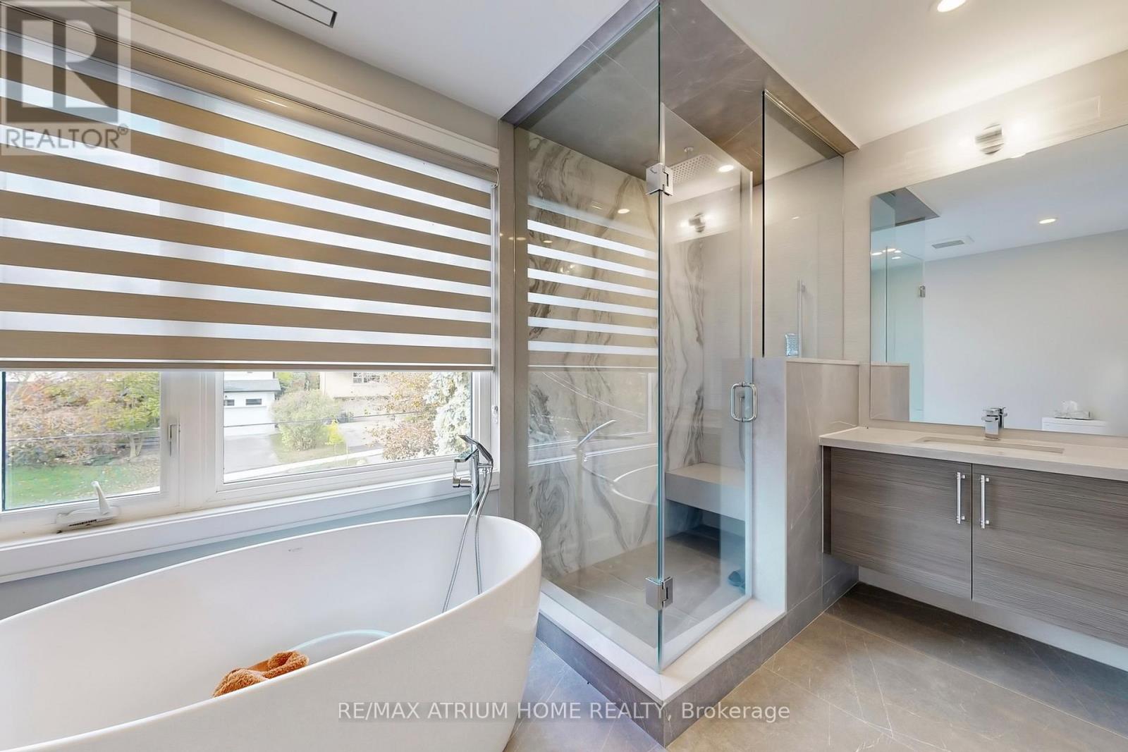 111 Banstock Drive, Toronto, Ontario  M2K 2H7 - Photo 32 - C12485562