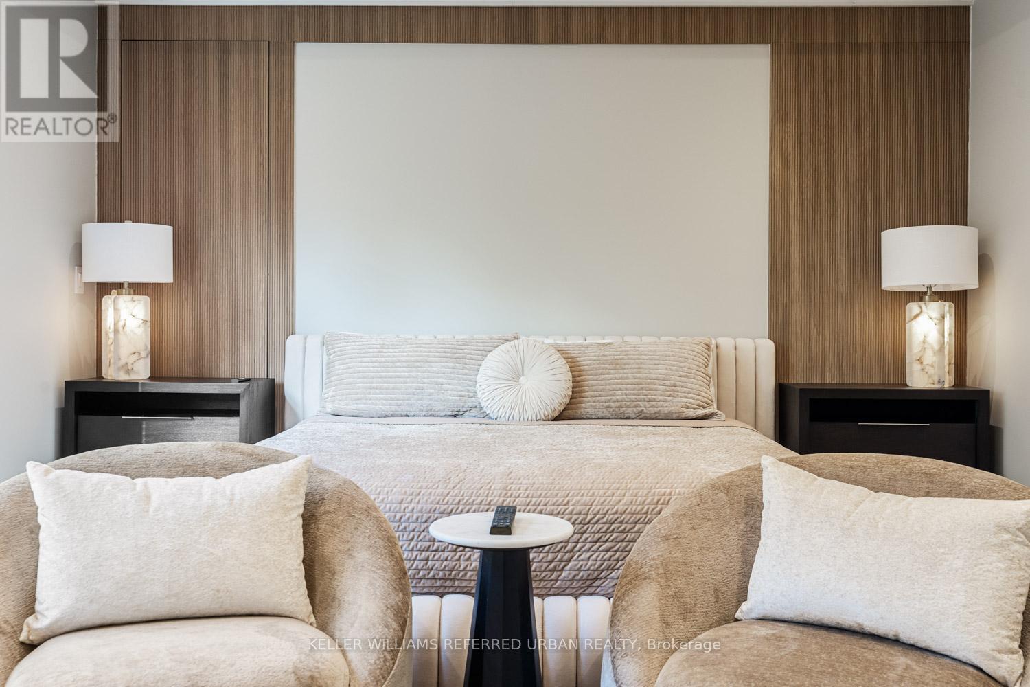 90 Glen Rush Boulevard, Toronto, Ontario  M5N 2V1 - Photo 18 - C12485614