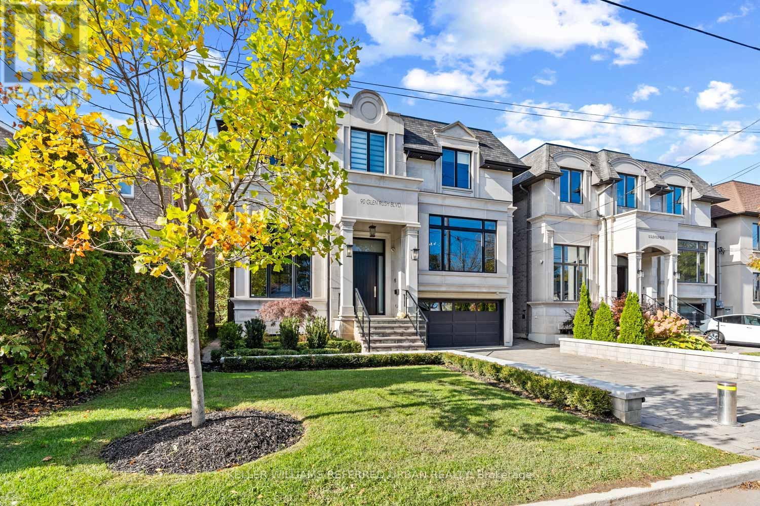 90 Glen Rush Boulevard, Toronto, Ontario  M5N 2V1 - Photo 2 - C12485614