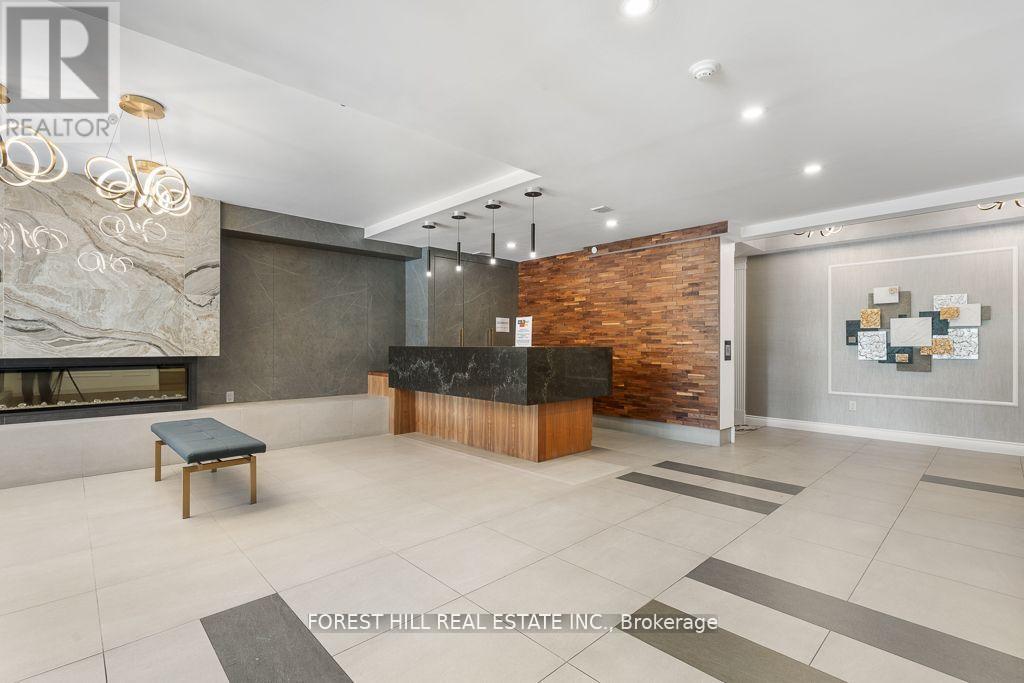 902 - 1555 Finch Avenue E, Toronto, Ontario  M2J 4X9 - Photo 2 - C12485628