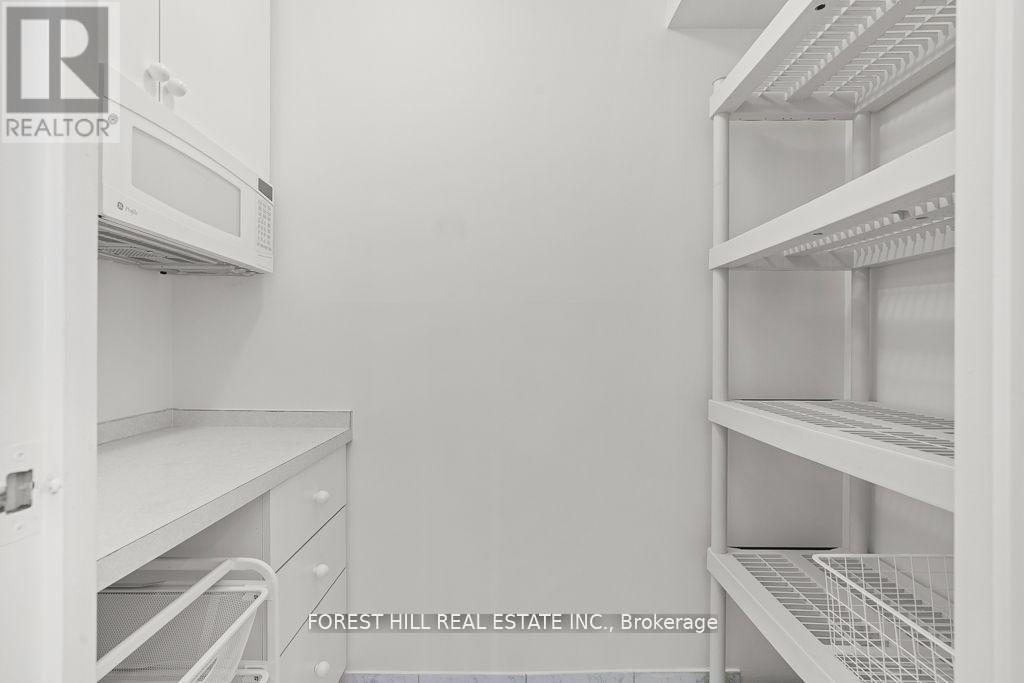 902 - 1555 Finch Avenue E, Toronto, Ontario  M2J 4X9 - Photo 8 - C12485628