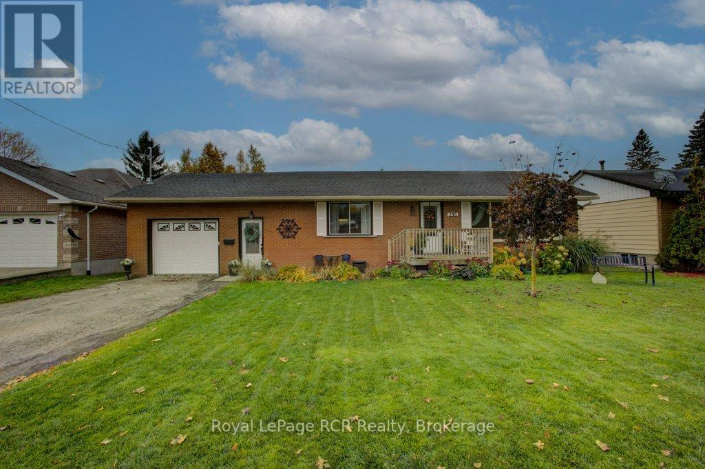 245 DOMVILLE STREET, Wellington North, Ontario