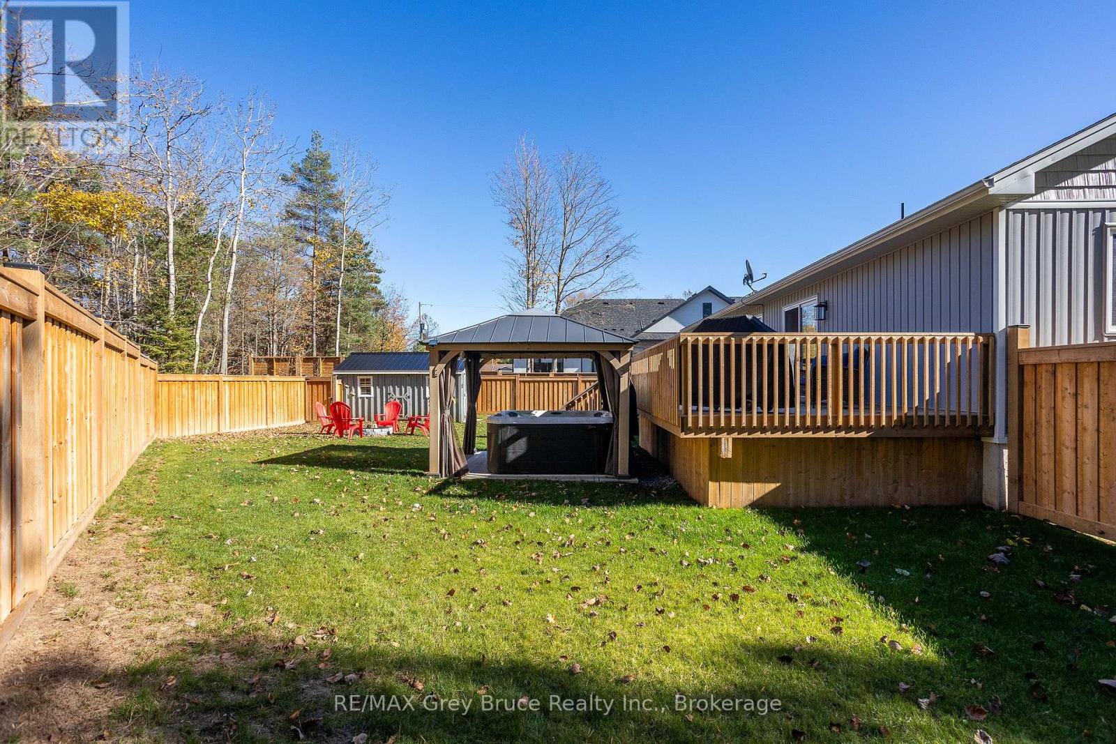 611 Sixth Street N, South Bruce Peninsula, Ontario  N0H 2G0 - Photo 29 - X12485654