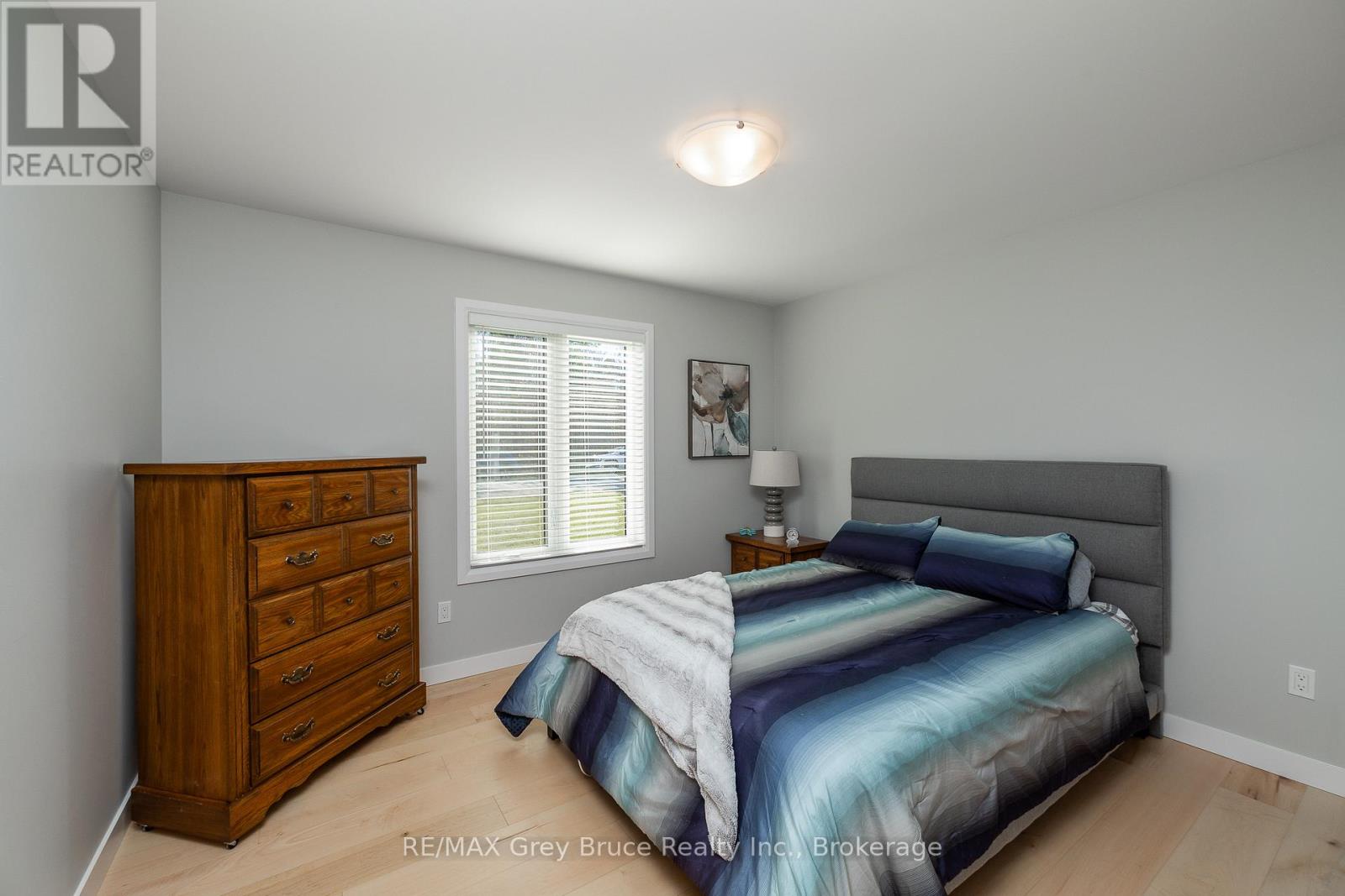 611 Sixth Street N, South Bruce Peninsula, Ontario  N0H 2G0 - Photo 20 - X12485654