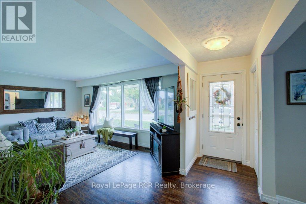 245 Domville Street, Wellington North, Ontario  N0G 1A0 - Photo 6 - X12484619