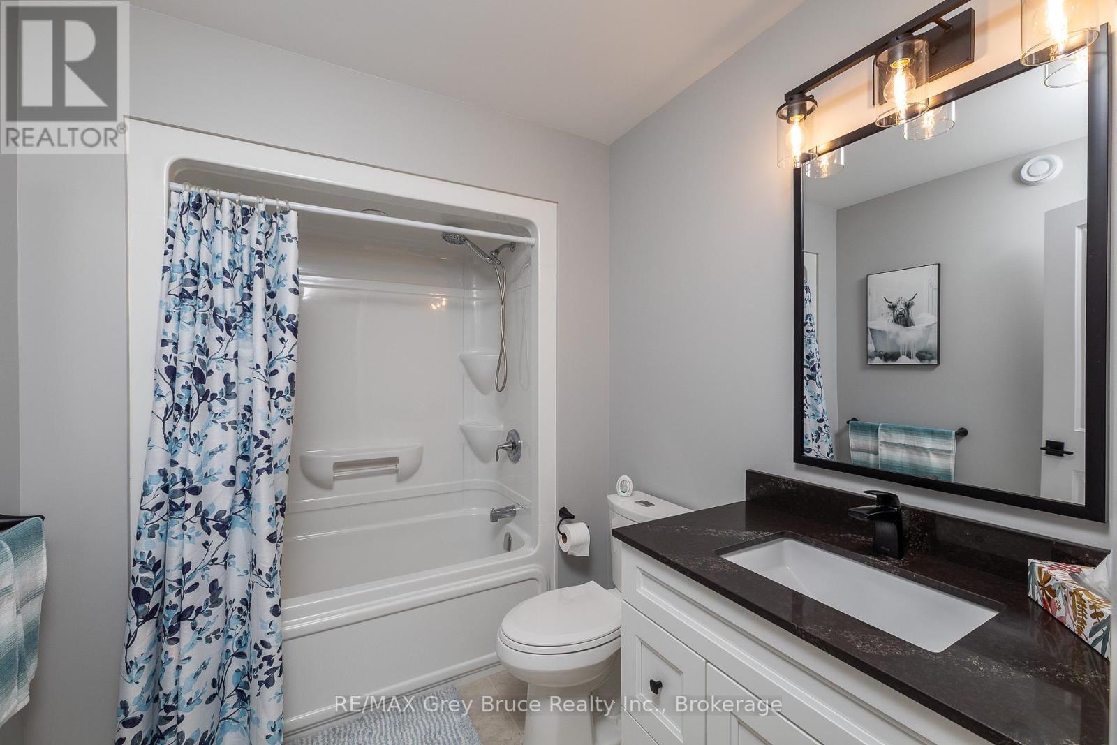 611 Sixth Street N, South Bruce Peninsula, Ontario  N0H 2G0 - Photo 22 - X12485654