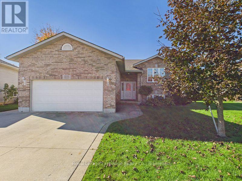 LOWER - 378 DUNCAN PLACE, Kincardine, Ontario