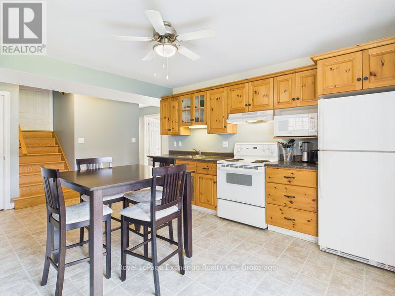 Lower - 378 Duncan Place, Kincardine, Ontario  N2Z 3B4 - Photo 2 - X12485717