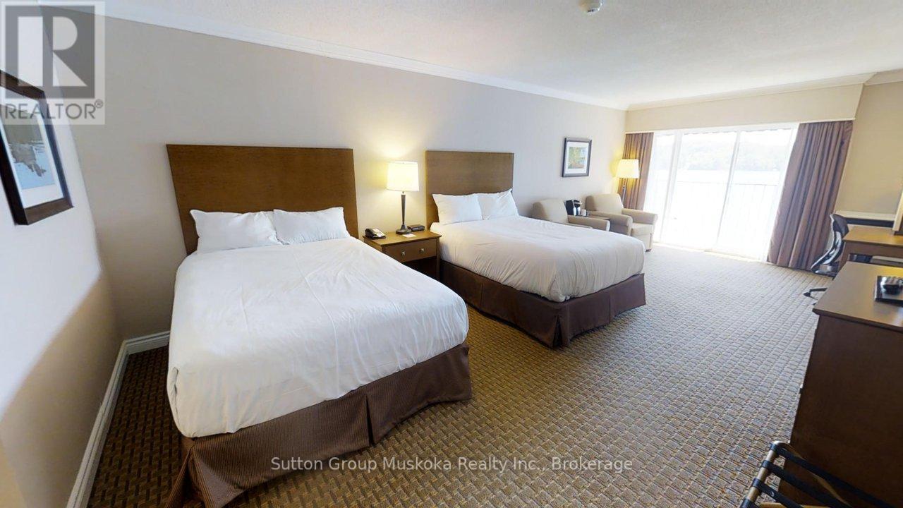 421 - 421 Bayshore - Deerhurst Drive, Huntsville, Ontario  P1H 2E8 - Photo 7 - X12485751