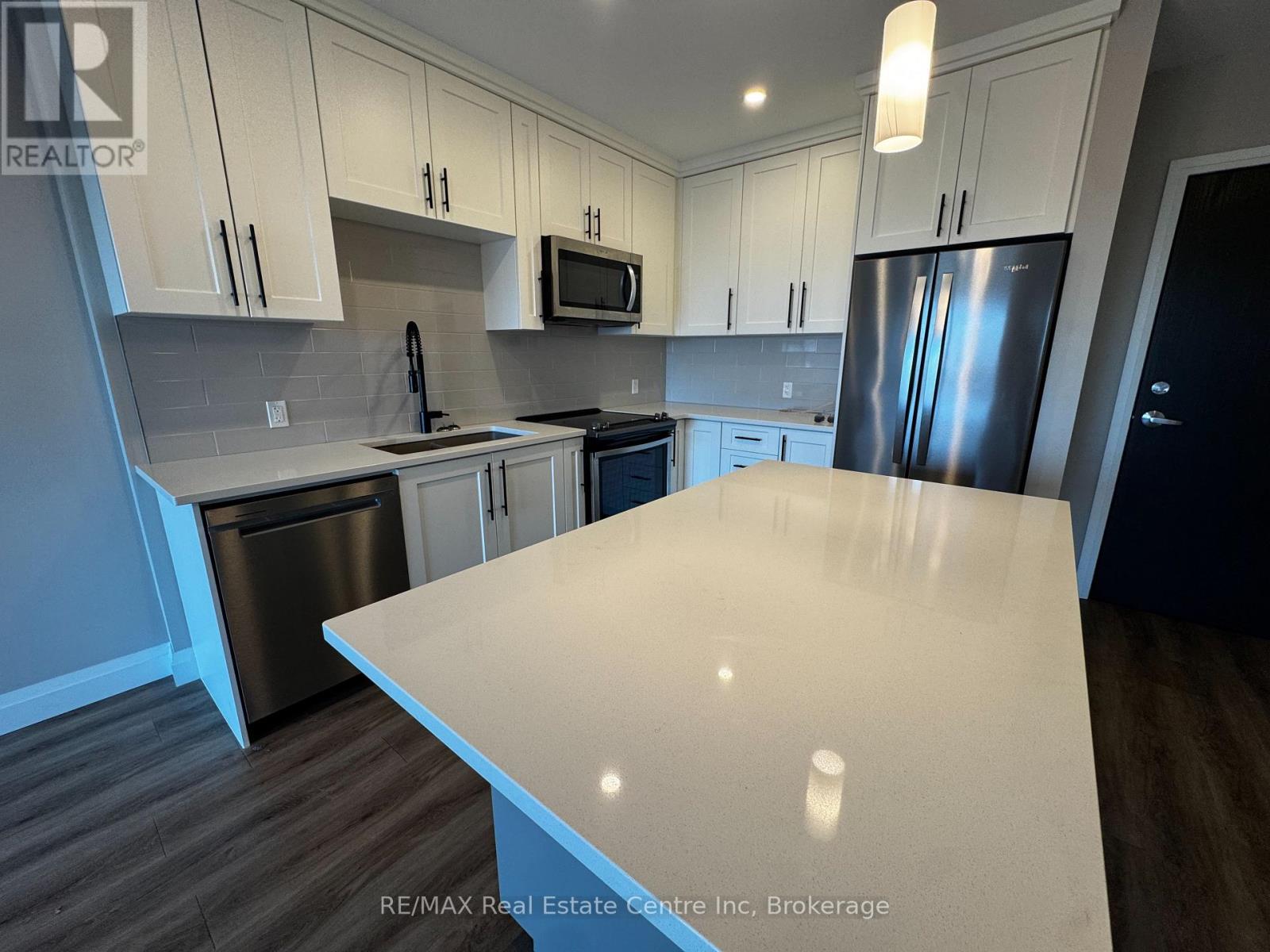 708 - 332 Gosling Gardens, Guelph, Ontario  N1L 0P8 - Photo 3 - X12485755