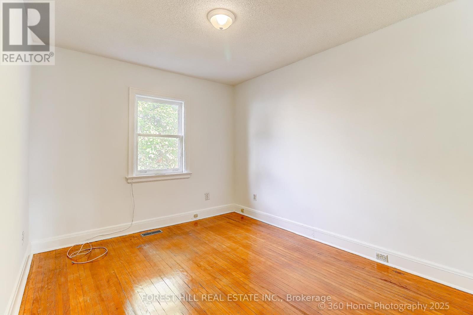 192 Roe Avenue, Toronto, Ontario  M5M 2J2 - Photo 13 - C12379019