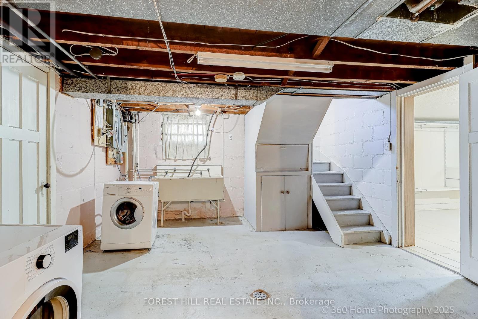 192 Roe Avenue, Toronto, Ontario  M5M 2J2 - Photo 21 - C12379019