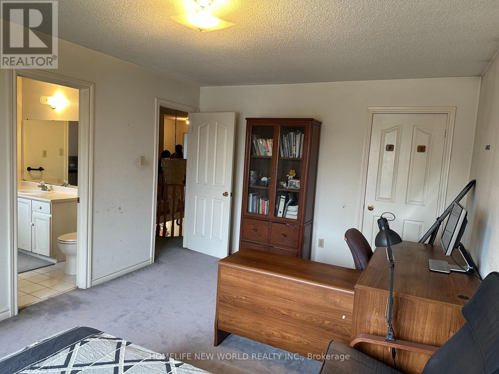 19 Leno Mills Avenue, Richmond Hill, Ontario  L4S 1J3 - Photo 12 - N12484820