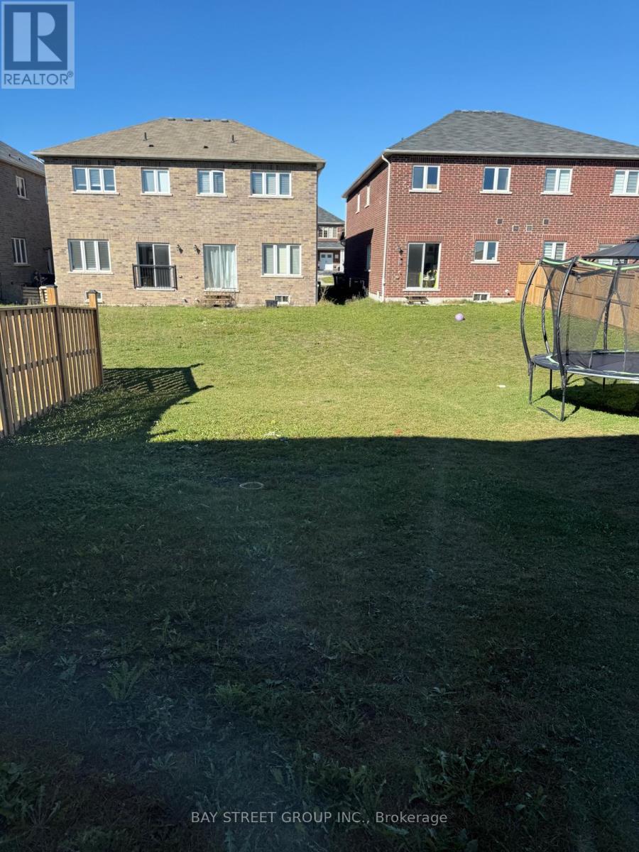 131 Seeley Avenue, Southgate, Ontario  N0C 1B0 - Photo 10 - X12470984