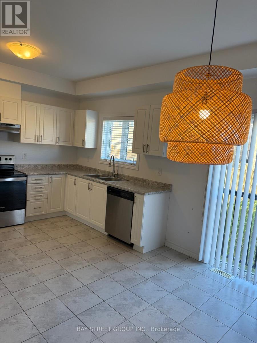 131 Seeley Avenue, Southgate, Ontario  N0C 1B0 - Photo 7 - X12470984