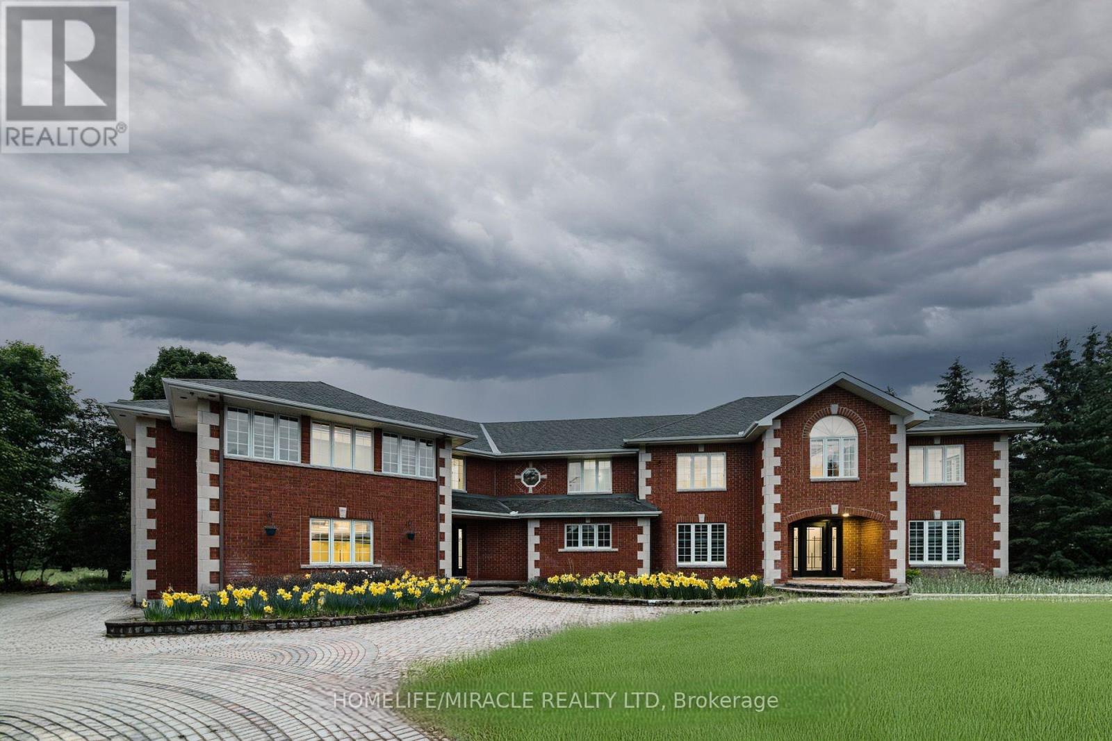 141 Kerry Hill Crescent, Ottawa, Ontario  K0A 1T0 - Photo 3 - X12483662