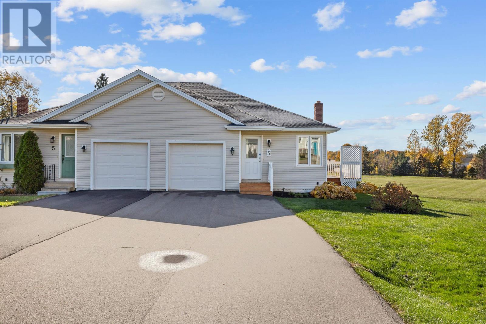 3 Krista Lane, Cornwall, Prince Edward Island  C0A 1H0 - Photo 2 - 202526552