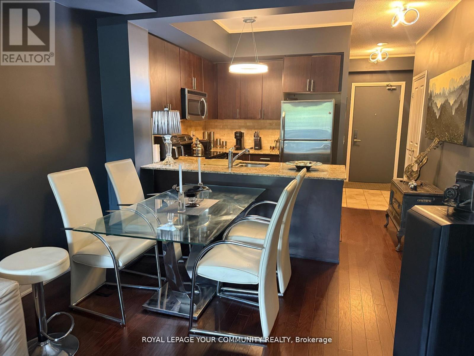 208 - 520 Steeles Avenue W, Vaughan, Ontario  L4J 1A2 - Photo 12 - N12485558