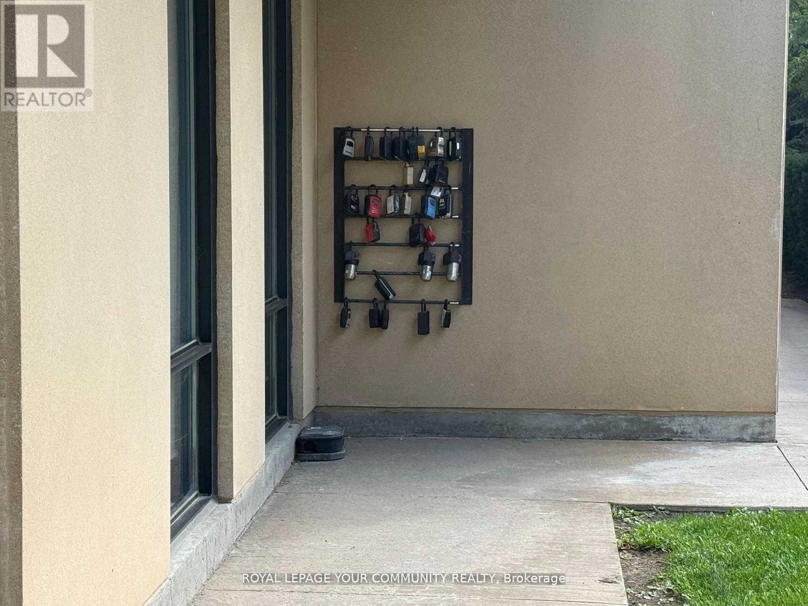 208 - 520 Steeles Avenue W, Vaughan, Ontario  L4J 1A2 - Photo 24 - N12485558