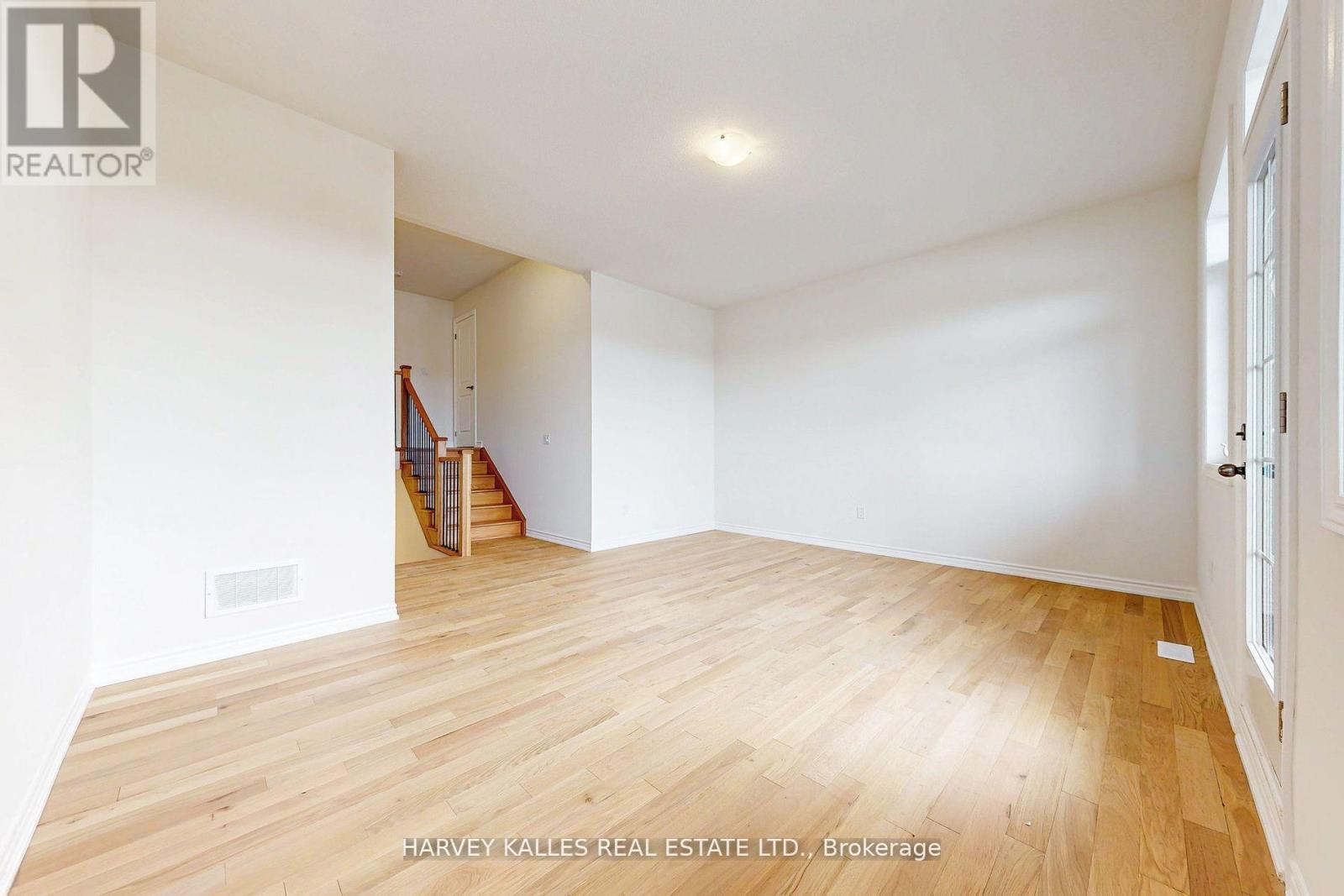 53 Lawrence D. Pridham Avenue, New Tecumseth, Ontario  L9R 0X2 - Photo 22 - N12485567