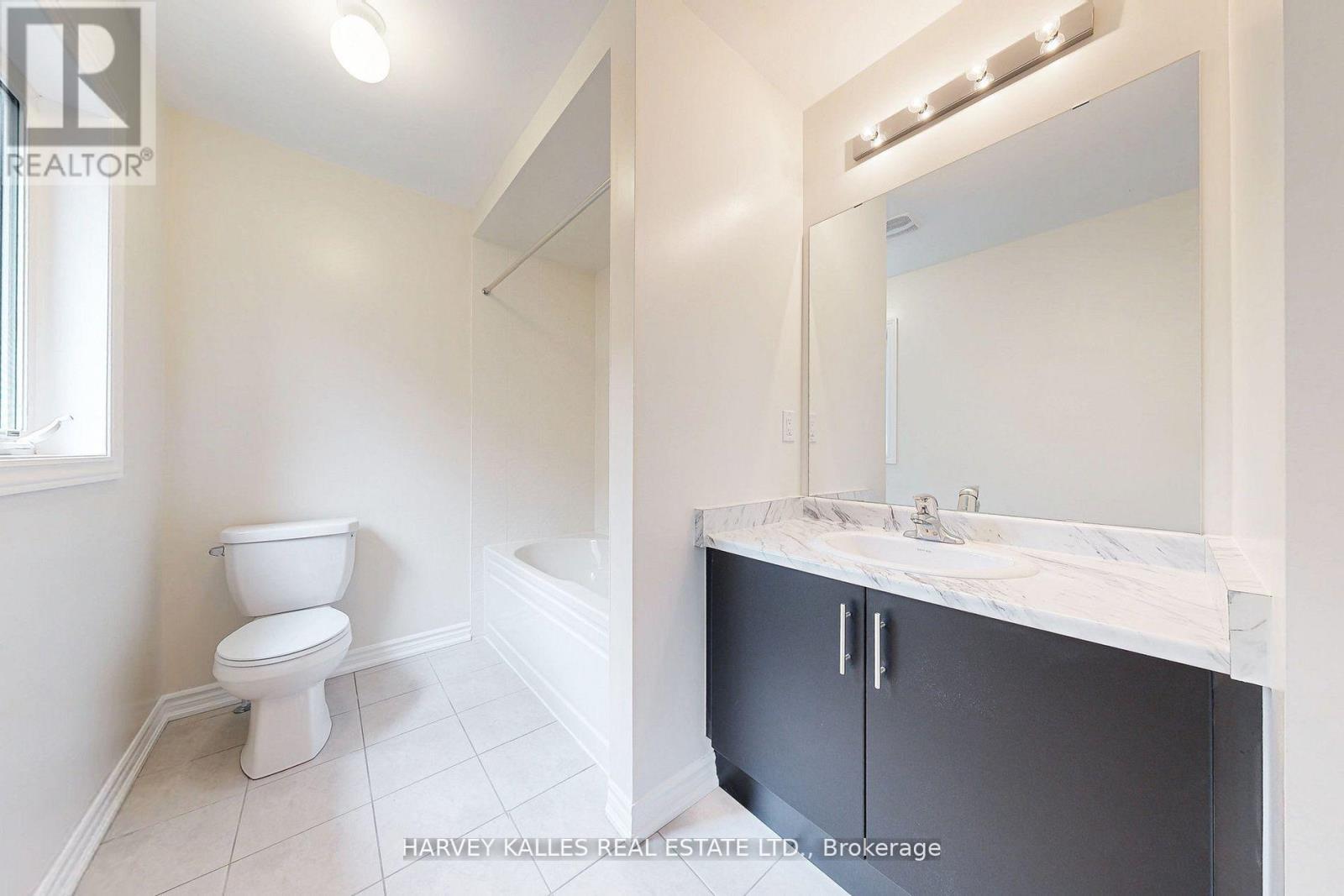 53 Lawrence D. Pridham Avenue, New Tecumseth, Ontario  L9R 0X2 - Photo 38 - N12485567