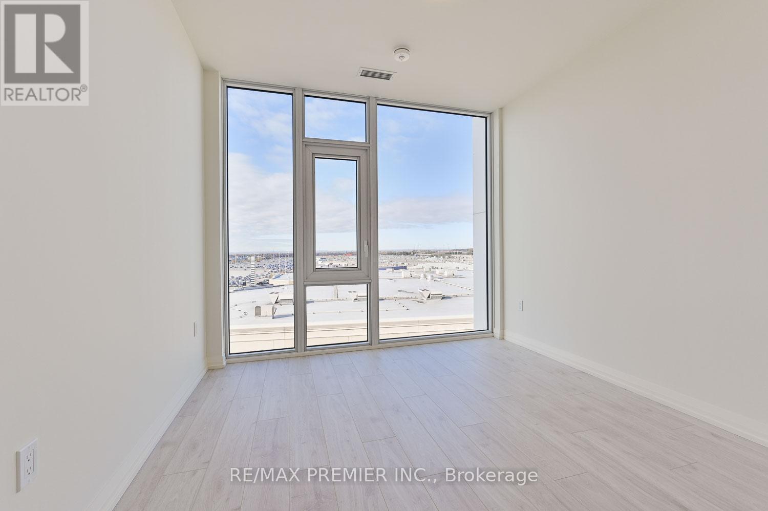 609 - 27 Korda Gate, Vaughan, Ontario  L4K 0P6 - Photo 16 - N12485592