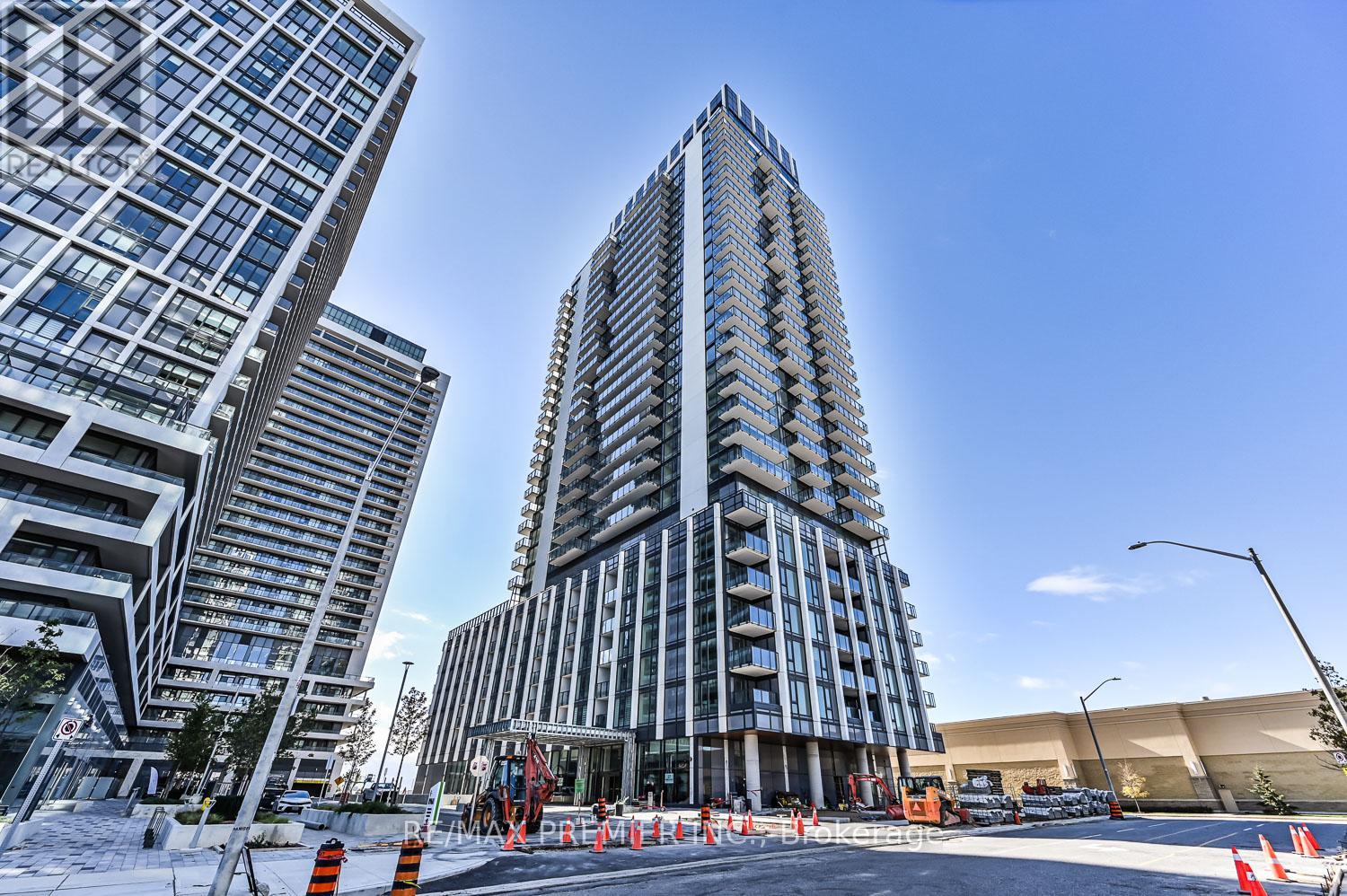 609 - 27 Korda Gate, Vaughan, Ontario  L4K 0P6 - Photo 2 - N12485592