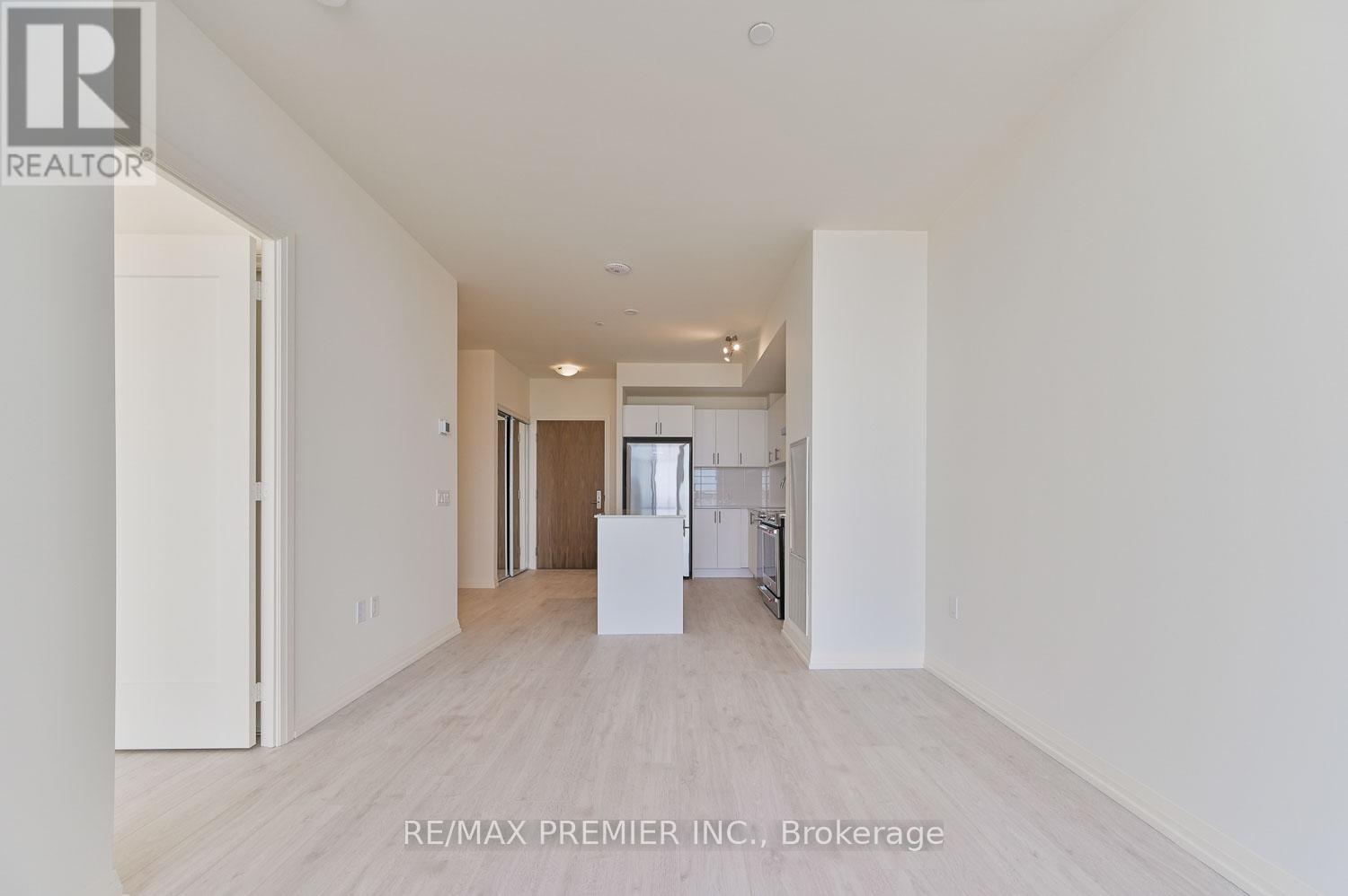 609 - 27 Korda Gate, Vaughan, Ontario  L4K 0P6 - Photo 9 - N12485592