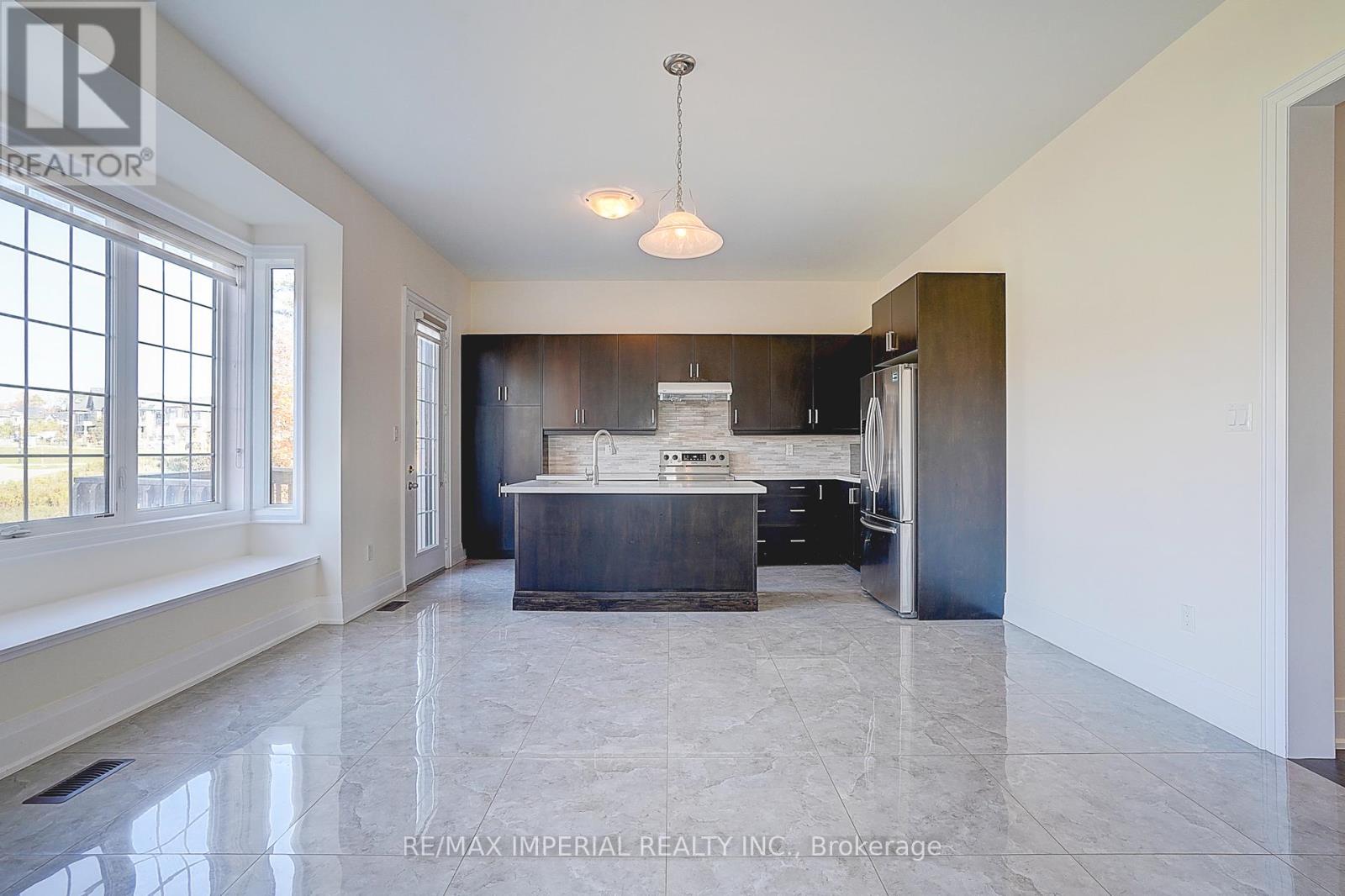 30 Orwell Drive, Vaughan, Ontario  L4H 4P7 - Photo 20 - N12485609