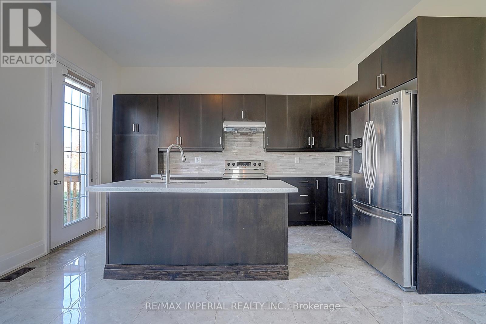 30 Orwell Drive, Vaughan, Ontario  L4H 4P7 - Photo 21 - N12485609