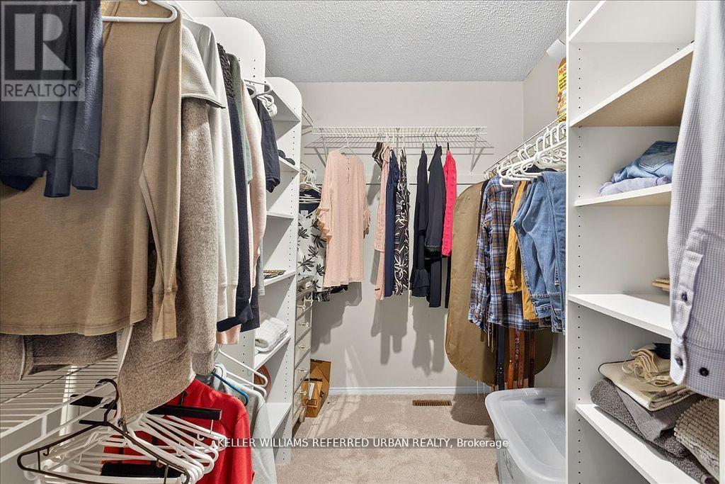 32 Nelson Circle, Newmarket, Ontario  L3X 1R1 - Photo 21 - N12485625