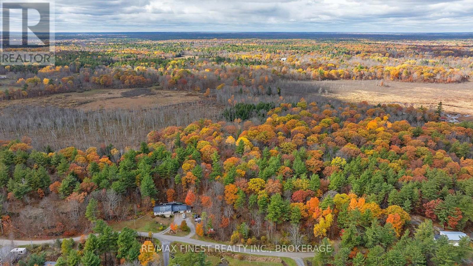 1131a Moon Road, Frontenac (Frontenac Centre), Ontario  K0H 1T0 - Photo 2 - X12485658