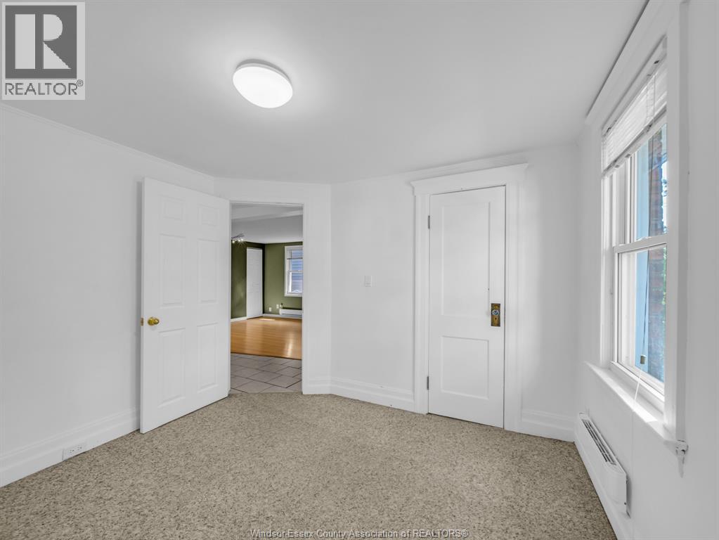 758 Pierre, Windsor, Ontario  N9A 2K5 - Photo 12 - 25027361