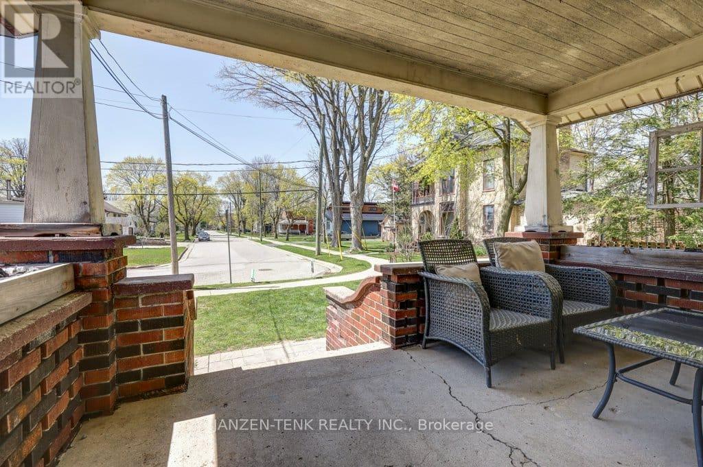 17 Oak Street, Aylmer, Ontario  N5H 1G3 - Photo 39 - X12484159