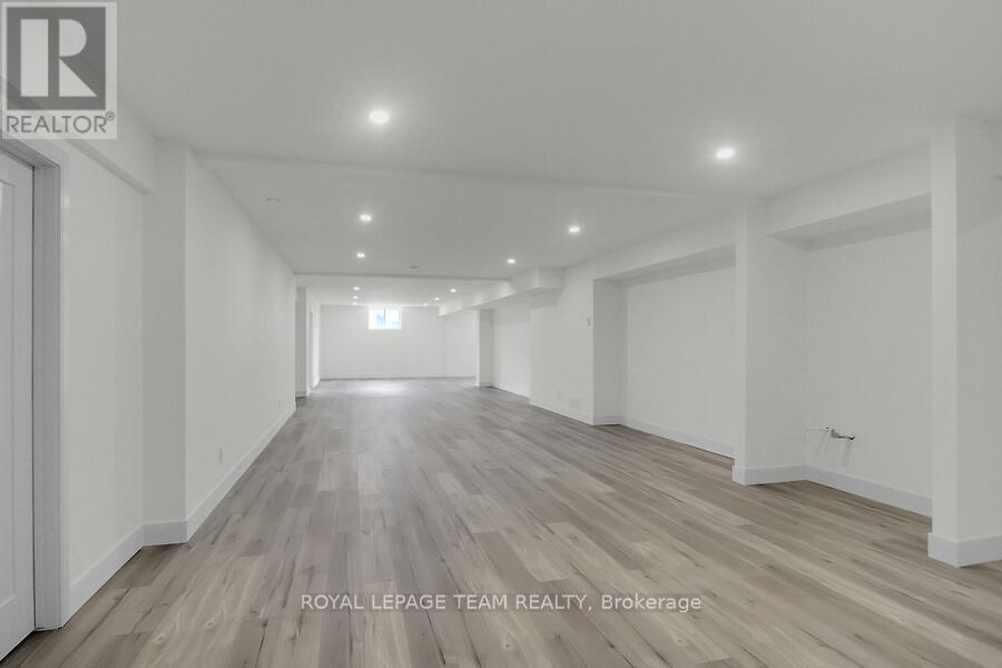 6865 Pebble Trail Way, Ottawa, Ontario  K4P 0B7 - Photo 44 - X12366447