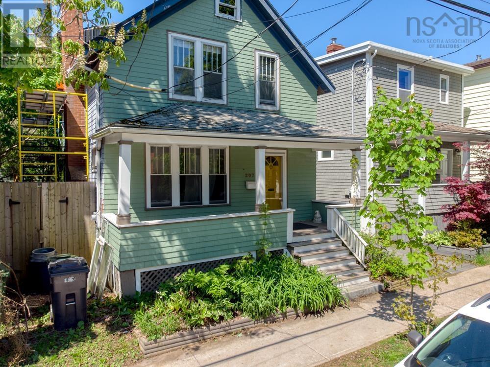 2078 Oxford Street, Halifax Regional Municipality, Nova Scotia  B3L 2T2 - Photo 2 - 202513601