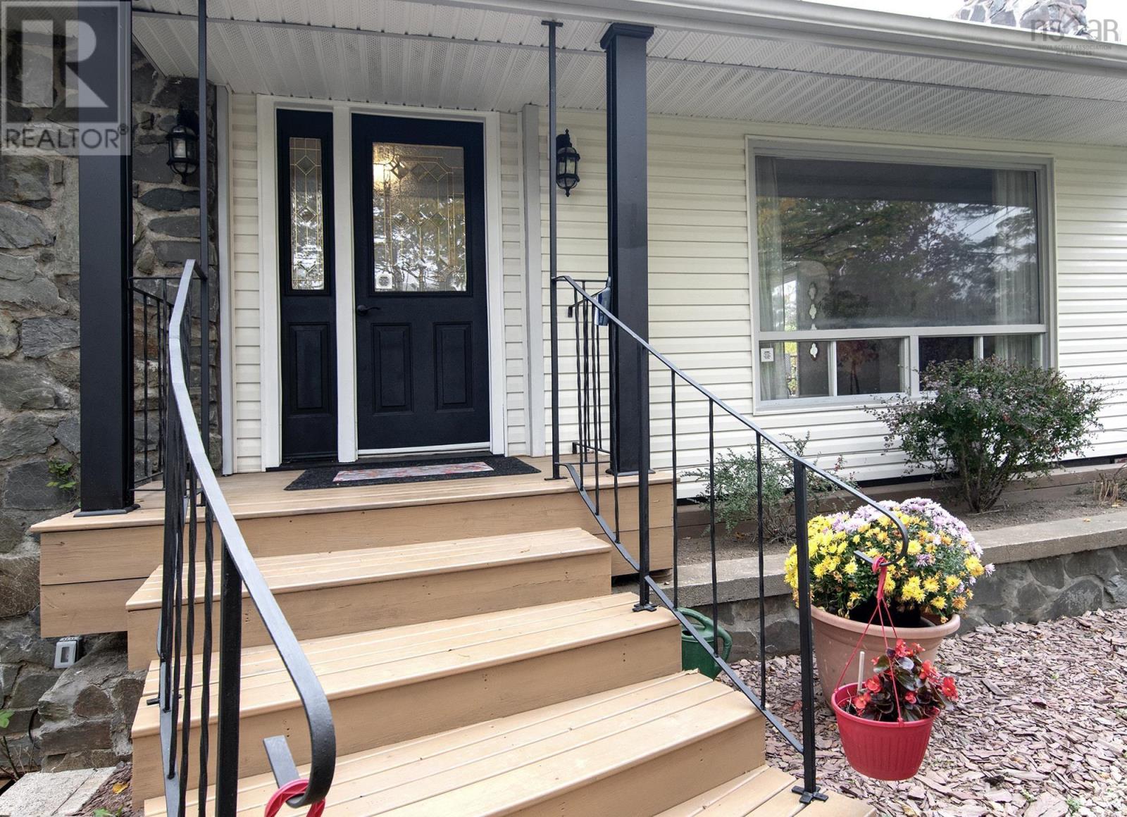 166 Fenerty Road, Middle Sackville, Nova Scotia  B4E 3B1 - Photo 2 - 202525563