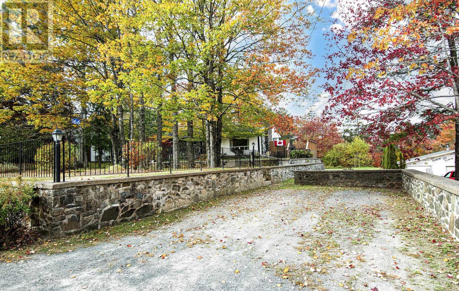 166 Fenerty Road, Middle Sackville, Nova Scotia  B4E 3B1 - Photo 4 - 202525563