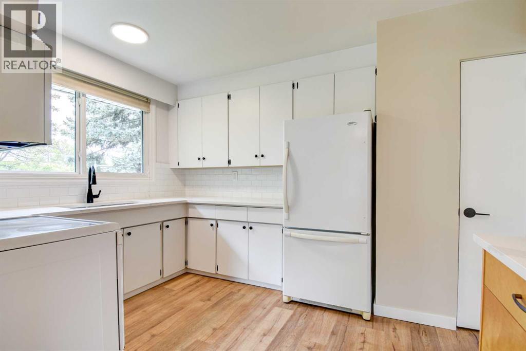 5 Mcconnell Close, Red Deer, Alberta  T4N 0J7 - Photo 8 - A2259059